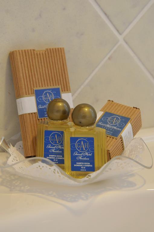 ליפארי Arciduca Grand Hotel חדר תמונה
