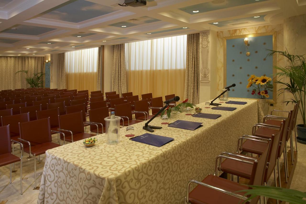 ליפארי Arciduca Grand Hotel מראה חיצוני תמונה