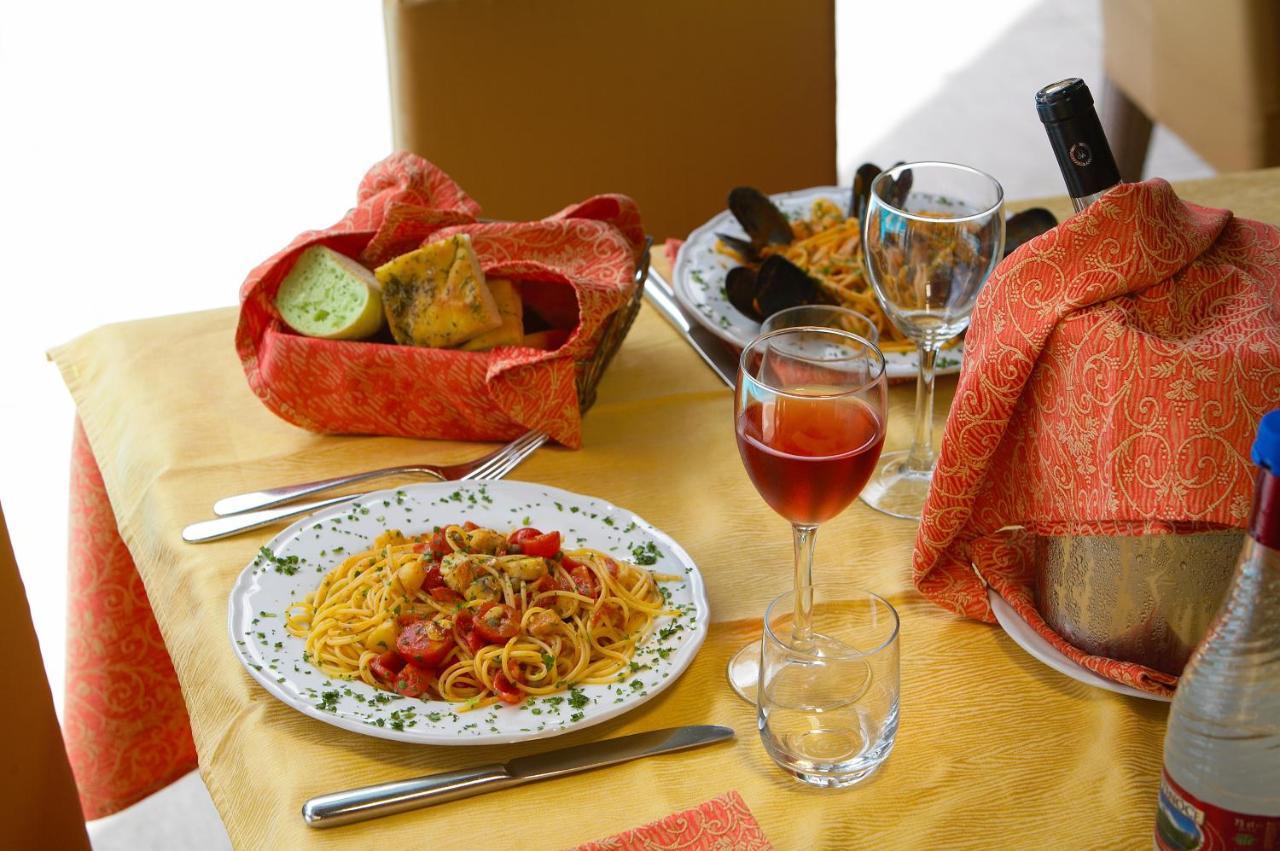 ליפארי Arciduca Grand Hotel מראה חיצוני תמונה